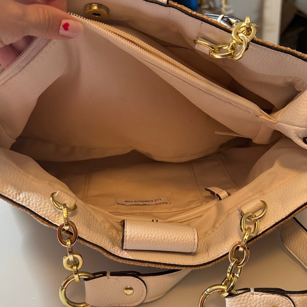 Liz Claiborne Straw Tote with White Trim - Picture 7 of 7